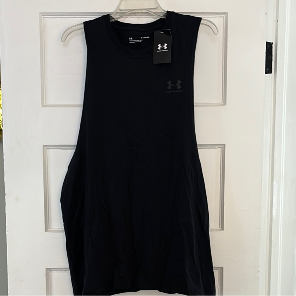 Under Armour Black Sleeveless Top